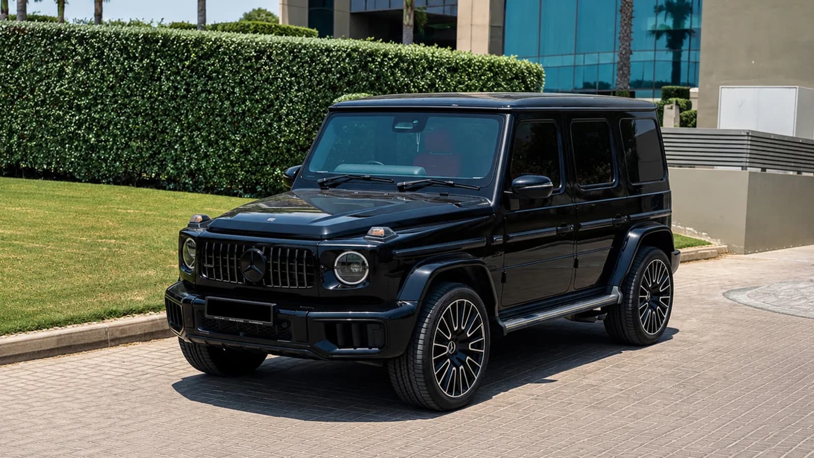 Mercedes-Benz G63 2025