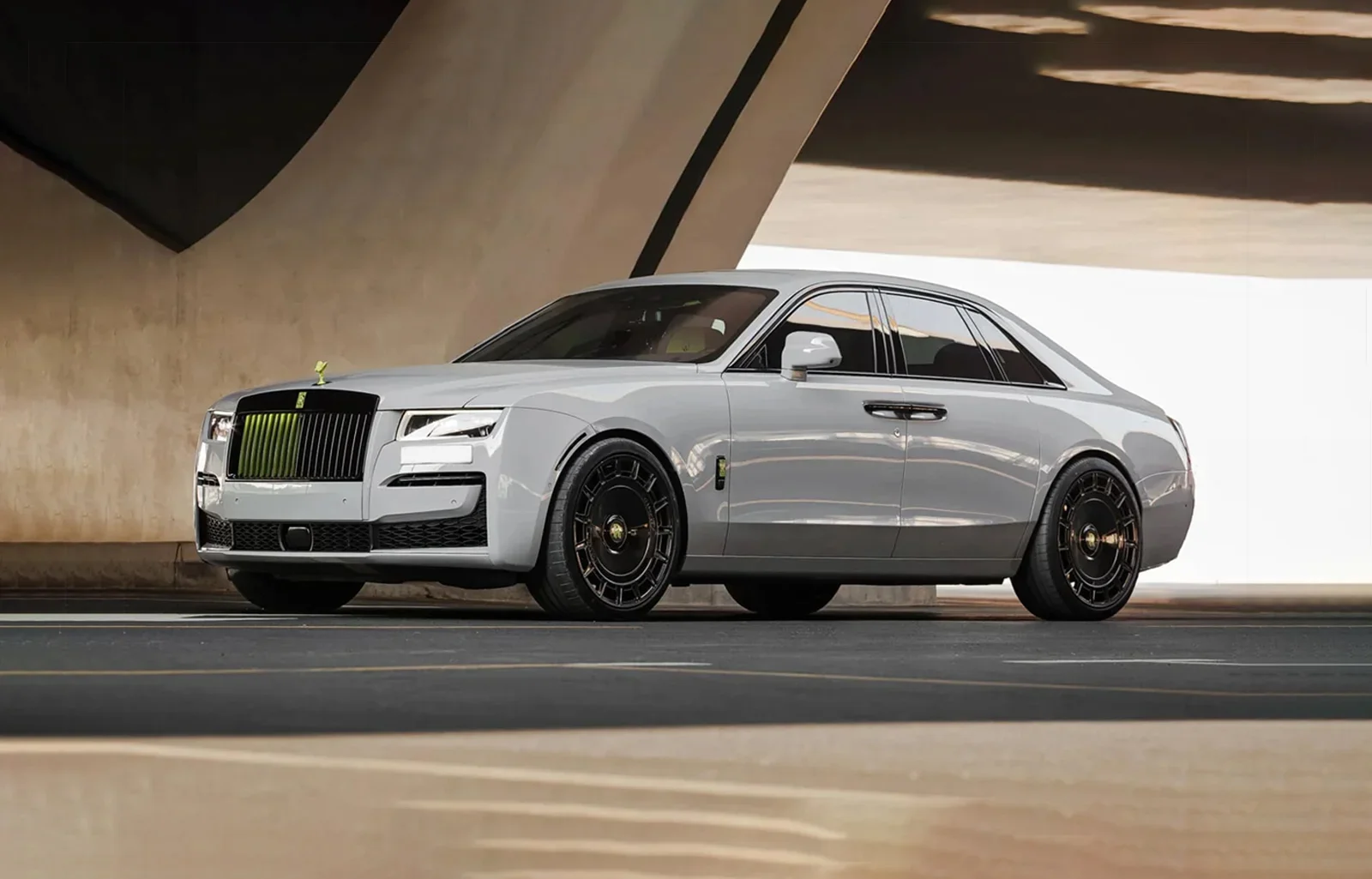 Rolls-Royce Ghost Mansory